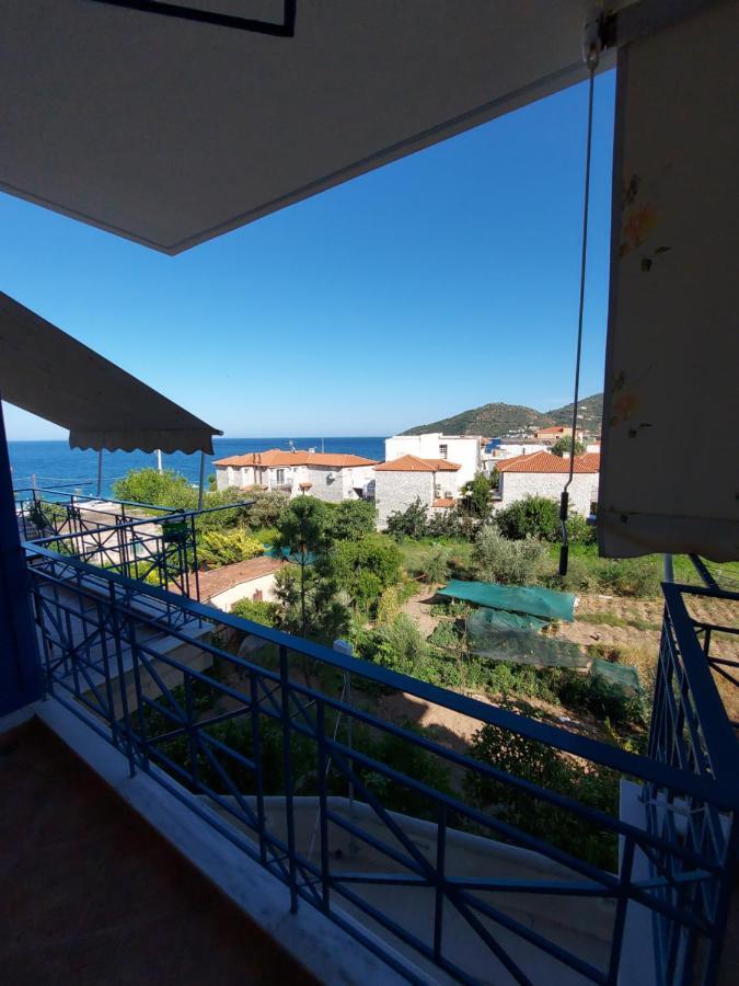 Matina Apartments Tyros Room photo