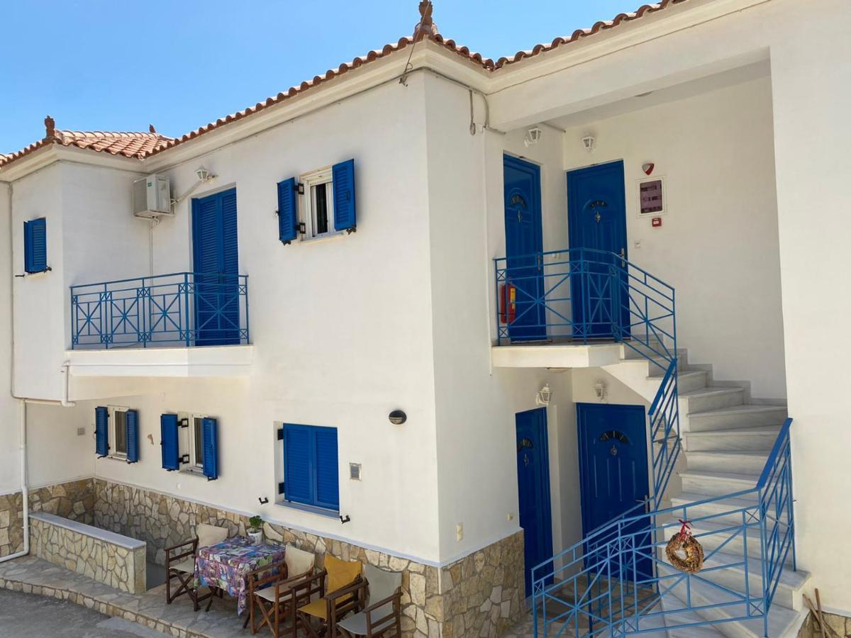 Matina Apartments Tyros Exterior photo
